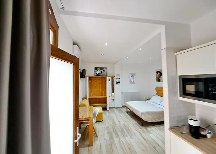 C'eravamo Tanto Amati 別荘 *